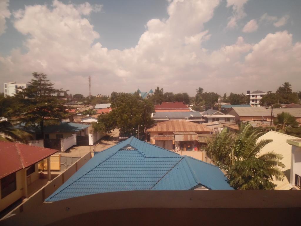 Hotel De Mag Dar es Salaam Exterior photo